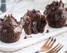 Load image into Gallery viewer, Carr's Decadent Chocolate Cake Mix